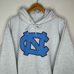 Vintage UNC Tar Heels Hoodie North Carolina Tar Heels Pullover Sweatshirt Gray